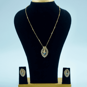 Elegant Green Eye Stone Pendant Set