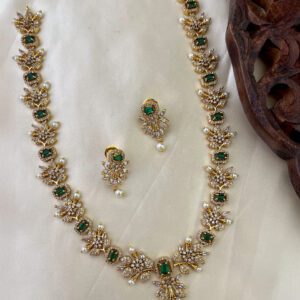 Emerald Floral Pearl Drop Gold Necklace Set
